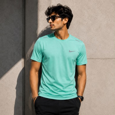 Nike T shirt Pest